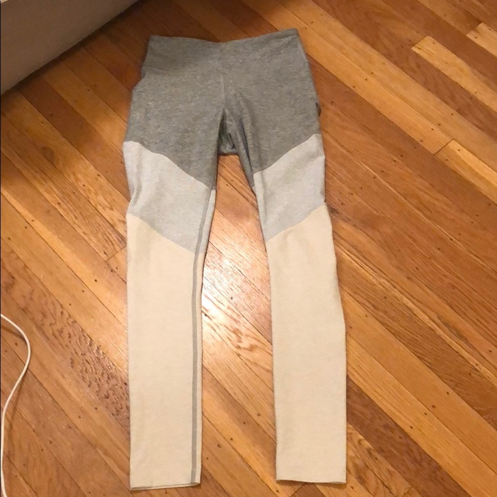 Outdoor Voices leggings - size XS